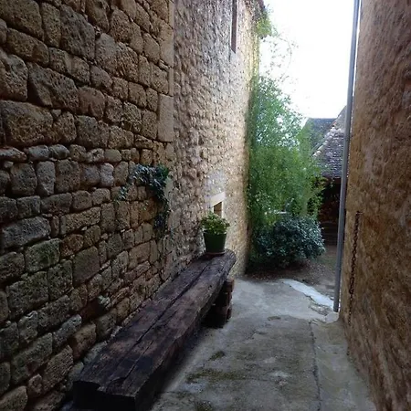 Maison De La Ruelle Dans La Bastide De Perigord Vallee De La Dordogne