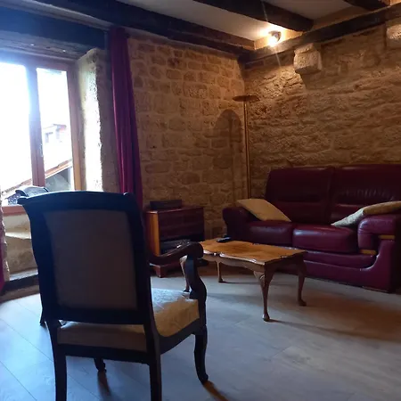 Maison De La Ruelle Dans La Bastide De Perigord Vallee De La Dordogne *